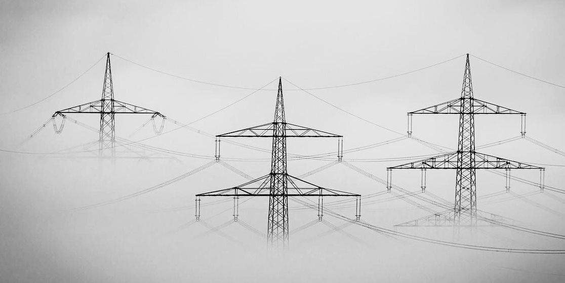 Pénurie d’électricité: devra-t-on travailler à la lueur des bougies?